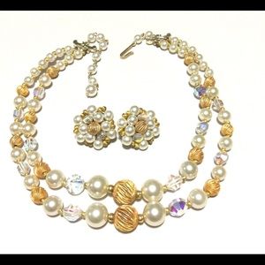 Vintage Jewelry Set Necklace Earrings Faux Pearl